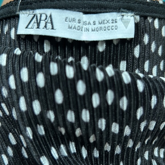 Zara 100% Polyester Top - Picture 4 of 4